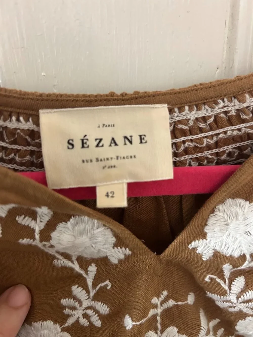 Sezane Marru Blouse in Camel Ecru Embroidery size 10 (FR 42) - Picture 3 of 4